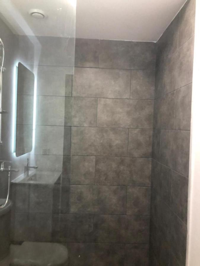 Luxury Labone Edge 2-Bedroom Apartment In Accra - Fivehills Homes 外观 照片